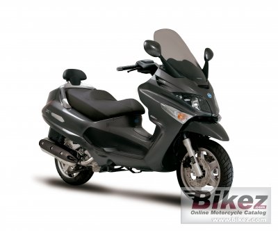 Piaggio XEvo 400 2011