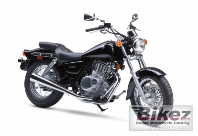 Suzuki GZ250 2012