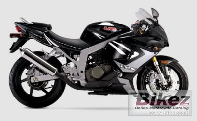 UM V2S-250R 2007