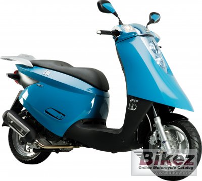 Nipponia Ezio 125 2010