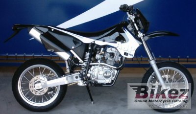 AJP PR4 125 Supermotard 2005