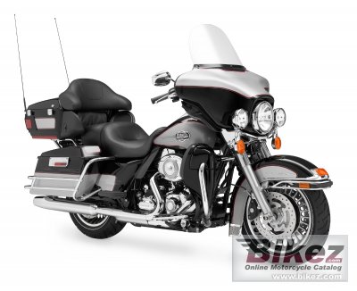 Harley-Davidson FLHTCU Ultra Classic Electra Glide 2011