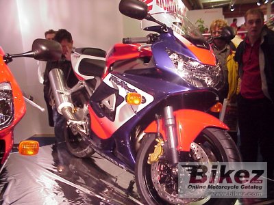 Honda CBR 900 RR Fireblade 2000