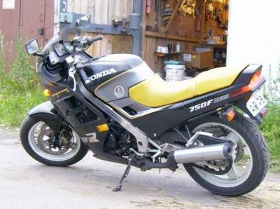 Honda VFR 750 F (reduced effect) 1986